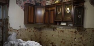 Глава Махачкалы поможет матери-одиночке с ремонтом жилья