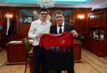 Мэр Махачкалы чествовал Сурдлимпийских чемпионов по тхэквондо