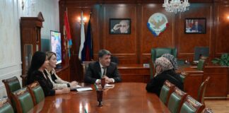 Джамбулат Салавов обещал трудоустроить внучку представительницы общества слепых