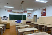 Лицей № 52 в Махачкале обновил мебель благодаря депутатской инициативе