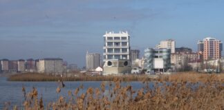 Махачкала вернула в муниципальную собственность 2 гектара земли у озера Ак-Гёль