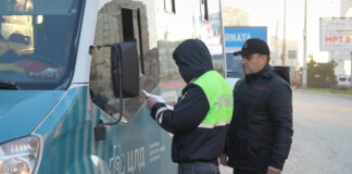 В Махачкале борются с хаосом на автобусных карманах