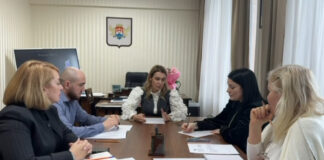 2000 юных махачкалинцев посетят новогодние театральные постановки