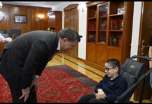 Мэр Махачкалы встретился с юным мечтателем Рамазаном