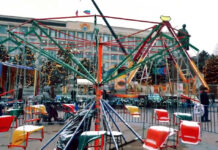 В Махачкале проходит открытие главной городской ёлки