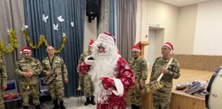 Росгвардия поздравила детей-сирот в Дагестане с Новым годом