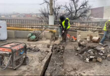 В Махачкале ремонтируют деформационный шов на путепроводе по улице Каммаева