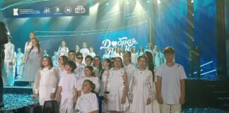 Юная дагестанка приняла участие в фестивале «Добрая волна» в Казани