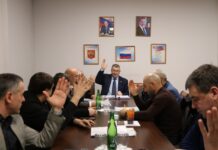 Выплату до 400 тысяч рублей участникам СВО увеличили в Кизляре