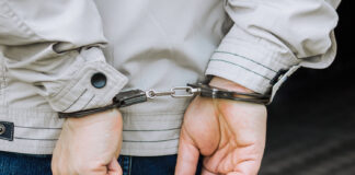 Житель Махачкалы предстанет перед судом за покушение на сбыт наркотиков в крупном размере