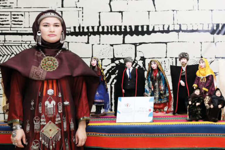 «Родники Дагестана» открывают «Кукольный мир» Зухры Гаруновой