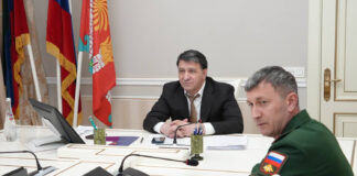 Джамбулат Салавов принял участие в заседании призывной комиссии