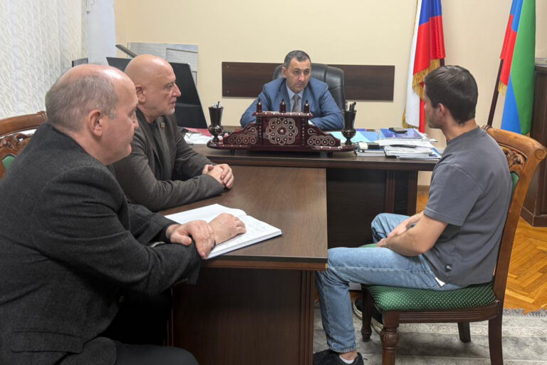Депутаты поддерживают добровольцев
