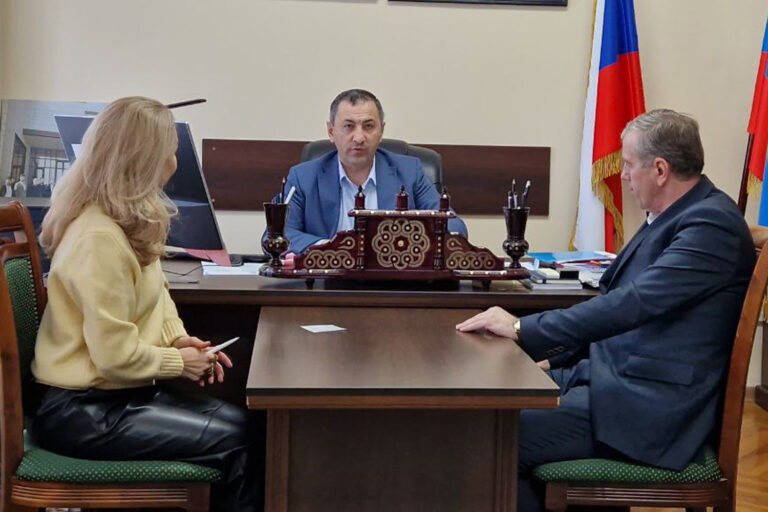 Обсуждено строительство физкультурного комплекса