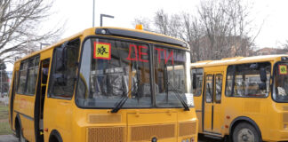20 школ получили новые автобусы