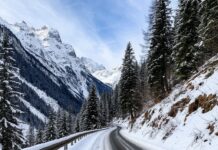 В Дагестане из-за обильных снегопадов закрыто движение через Гинухский перевал