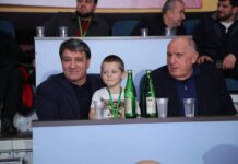 Мэр Махачкалы Джамбулат Салавов и звезды мирового спорта вышли на арену турнира «Кубок Каспия»