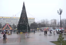 По инициативе Джамбулата Салавова дети участников СВО бесплатно посетили новогодние аттракционы