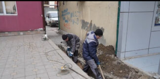 На улице Гамидова в Махачкале обновляют водопроводную сеть после обращений жителей
