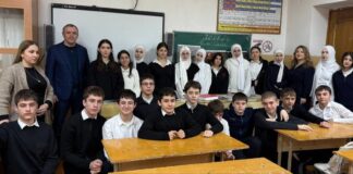 Специалисты Минприроды Дагестана провели уроки безопасности в школах Махачкалы