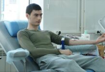 Махачкалинские студенты сдали почти 50 литров крови в рамках донорской акции