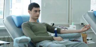 Махачкалинские студенты сдали почти 50 литров крови в рамках донорской акции