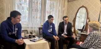 Активисты «Молодой Гвардии» в Дагестане посетили блокадницу Ленинграда Ирину Сухомлинову