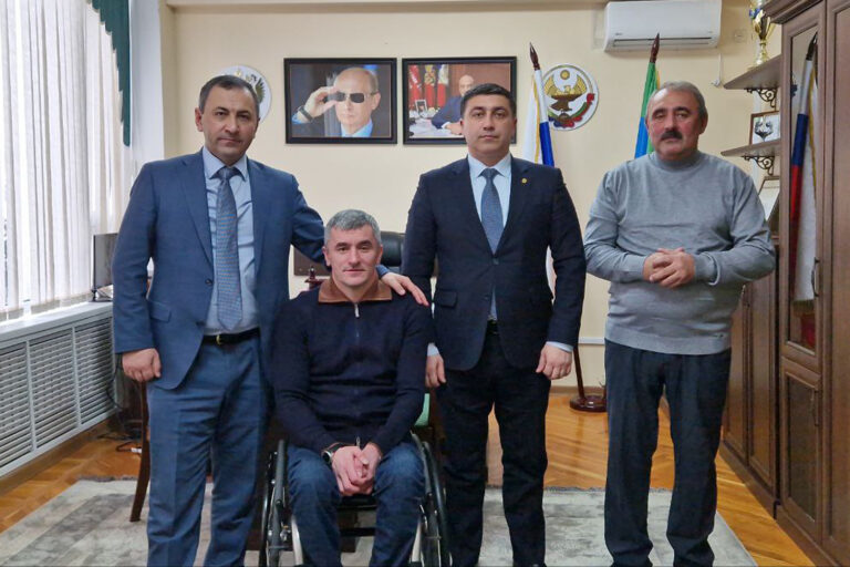 Поддержка адаптивного спорта