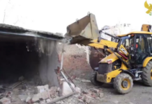 В Махачкале снесли более 20 незаконных гаражей, земля возвращена городу