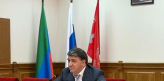 В парках Махачкалы появятся стенды с графиками работ и контактами ответственных