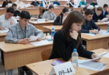 Школьники проверили свои математические знания на региональном этапе Всероссийской олимпиады в ДГУ