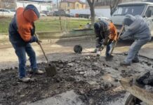 Ремонт асфальтового покрытия во дворах Махачкалы продолжается согласно утвержденному списку