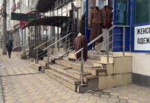 В Махачкале на проспекте Акушинского прошла масштабная проверка дорожной инфраструктуры