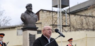 В Дербенте открыли памятник кавалеру двух орденов Мужества Нариману Шихалиеву