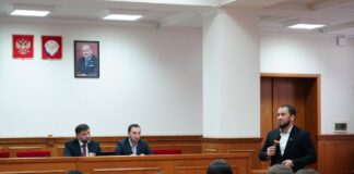 В Махачкале обсудили повышение эффективности работы с обращениями жителей