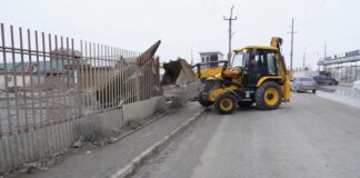 В Махачкале демонтировано незаконное ограждение на муниципальной земле