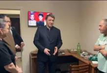 Мэр Махачкалы проверил пункты временного размещения пострадавших