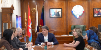 Джамбулат Салавов провел встречу с семьями участников СВО