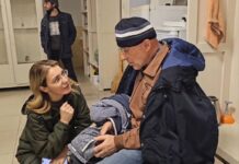 Городские власти оказывают поддержку пострадавшим от непогоды жителям Махачкалы