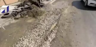 В Махачкале ресурсоснабжающую компанию оштрафуют за брошенный раскоп, в который провалился грузовик