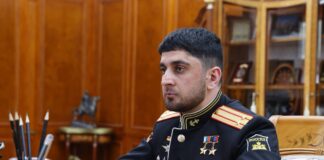 Сергей Меликов встретился с Героем России Хантемиром Султановым