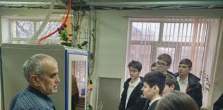 Ученики школы №16 Махачкалы заглянули в «сердце» энергосистемы города