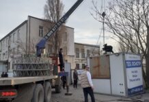 В Махачкале на улице Бейбулатова демонтировали незаконные коммерческие объекты и ограждения