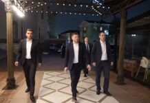 «Мы рядом в трудные минуты»: власти Махачкалы проверили быт эвакуированных горожан