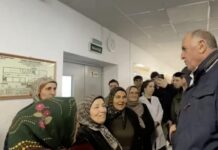 Абдулмуслим Абдулмуслимов проинспектировал пункты временного размещения в Хасавюртовском районе