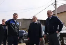 Юрий Чайка осмотрел подстанцию «Приморская» в Махачкале