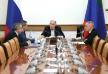 Абдулмуслим Абдулмуслимов обсудил с руководством регионального УФПС модернизацию сельских почтовых отделений