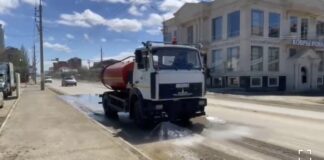 В Махачкале проводят санитарную обработку городских улиц