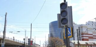 В Махачкале обновляют светофоры