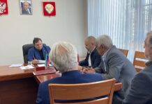 Сайгидпаша Умаханов провел личный прием граждан в Махачкале